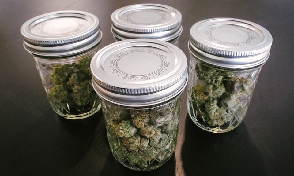 7 Ways to Store Your Weed